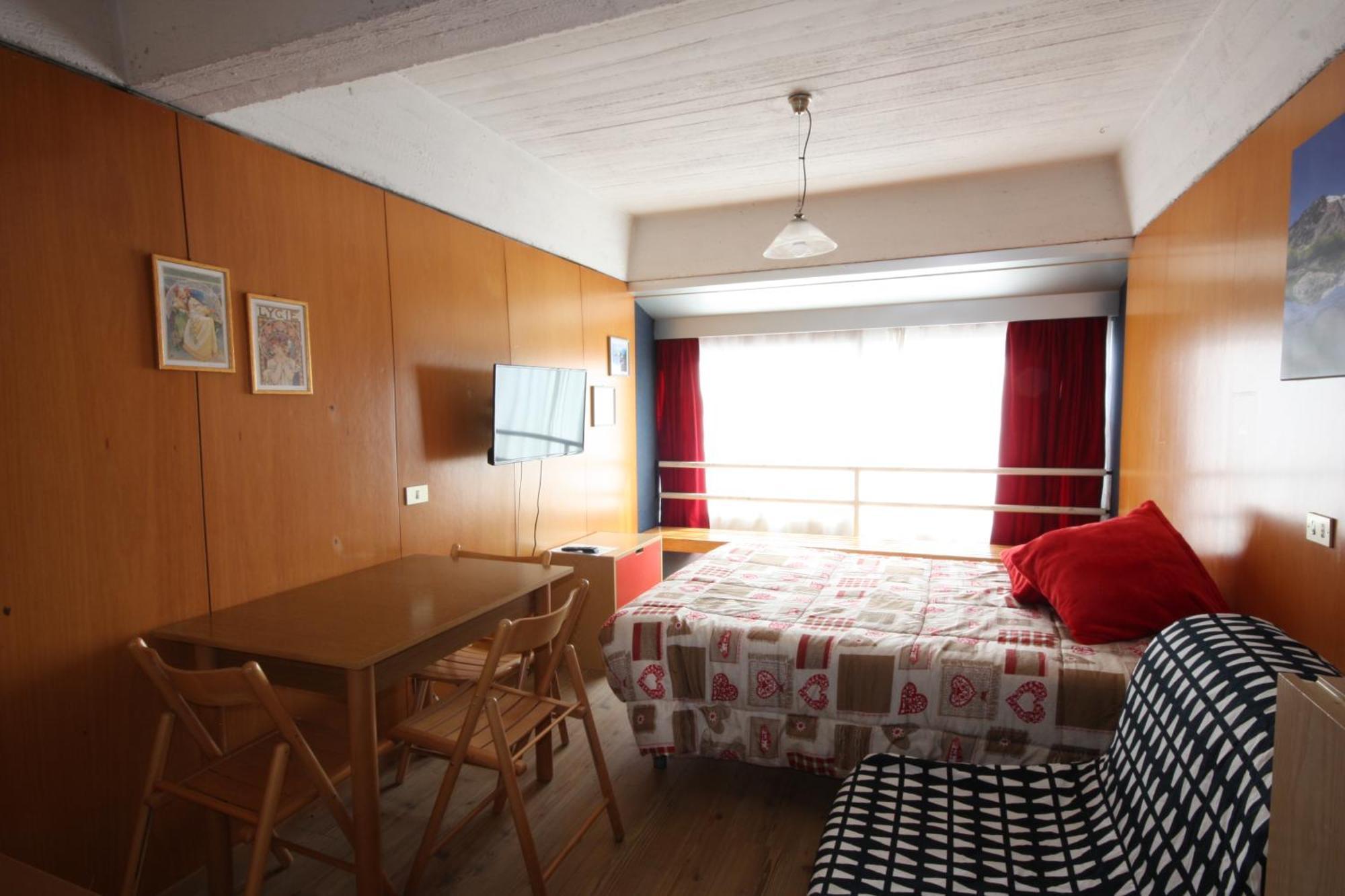 Marilleva 1400 Appartamenti Montana Room photo